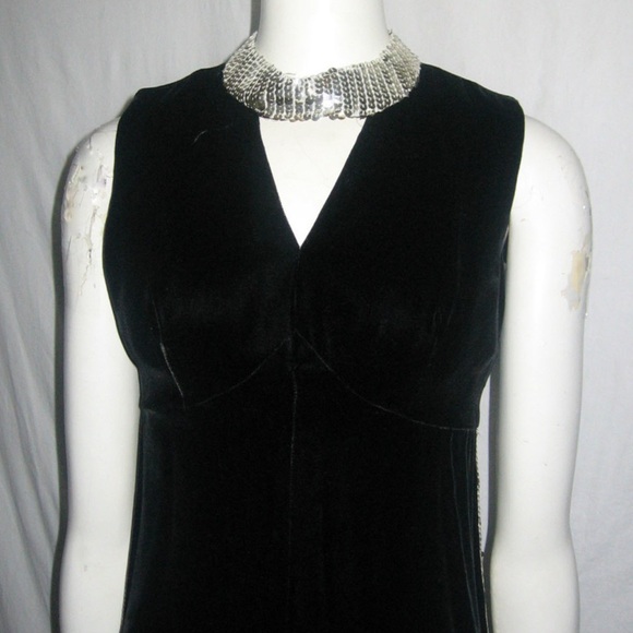 Sue Saunders Black Velvet Silver Sequins Peep-a-Boo Cut-out Leg Palazzo Jumpsuit - Picture 3 of 4